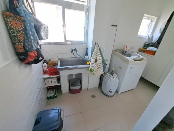 Imagem APARTAMENTO A 1 QUADRA DA PRAIA DE PITANGUEIRAS, SÃO 2 DORMITÓRIOS SENDO 1 SUÍTE