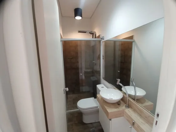 Imagem Casa Jardim Europa - 126M², 2 Dorms, 1 Vaga, Varanda, Armários.