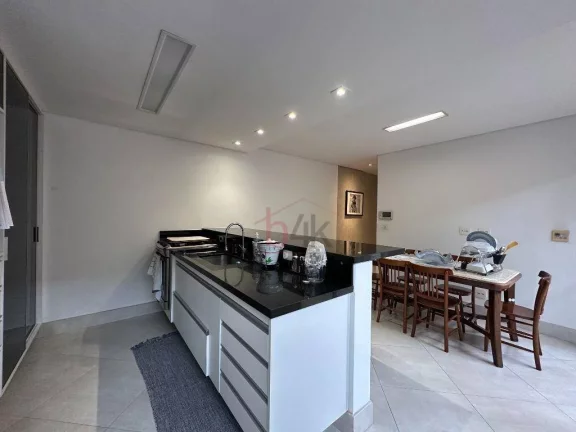 Imagem Casa no Jardim Aeroporto à venda com 3 quartos