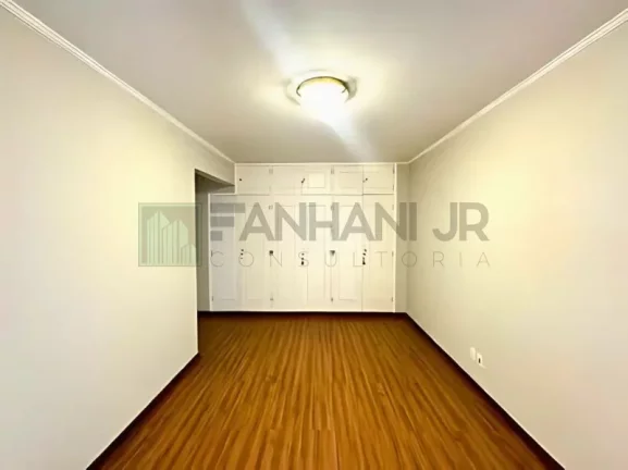 Imagem Apartamento para modernização no Jardim Paulista: 3 Quartos, 1 Suíte, 3 Salas, 3 Banheiros, 2 Vagas, 210m². Venha Conhecer!