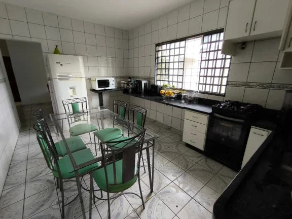 Imagem Casa 3/4 C Suite Sozinha No Lote Com Lazer Completo No Pq Amazonia