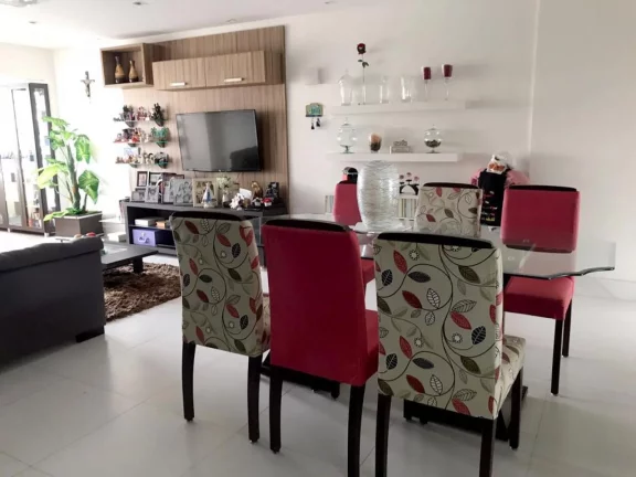 Imagem Apartamento à Venda no Condomínio Edifício Rembrandt - 143m², 3 Quartos, Mobiliado!