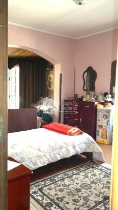 Imagem CASA À VENDA, COM 296M² COM 6 AMPLOS DORMS, COM 2 SUÍTES, 4 SALAS, COZINHA COM PLANEJADOS, CHURRASQUEIRA E 8 VAGAS - TREMEMBÉ - SP
