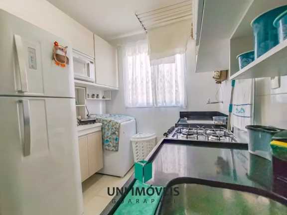 Imagem Mobiliado e Bem Localizado: 2 Quartos com Suíte e Garagem na Avenida Oceânica, Praia do Morro!