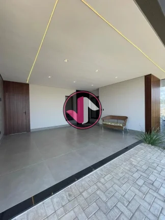 Imagem ???? Esta encantadora casa térrea oferece o equilíbrio perfeito entre elegância e conforto, local...