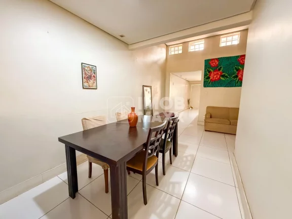 Imagem Casa à Venda na Asa Sul, Brasília, 4 Quartos, 150m², R$1.100.000