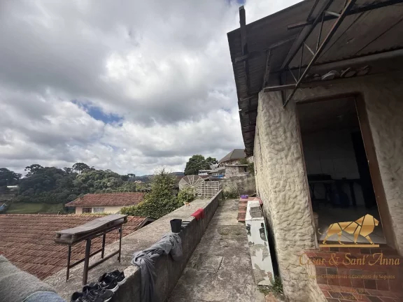 Imagem Casa com Edícula à Venda em Bairro Popular