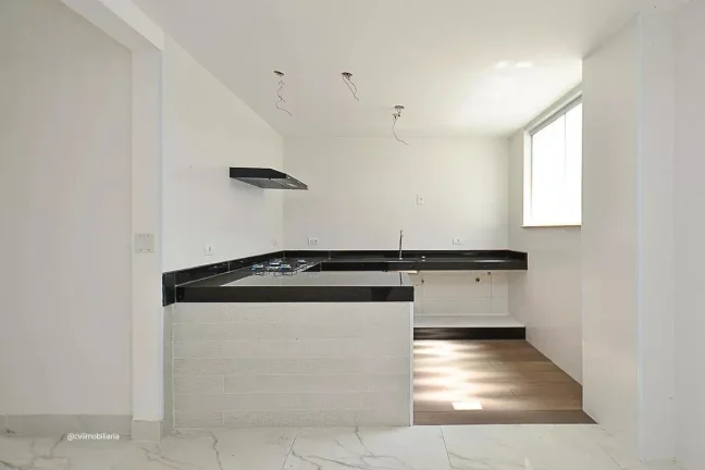 Imagem Lindo apartamento com área privativa, localizado no charmoso bairro de Santa Inês próximo a todo ...