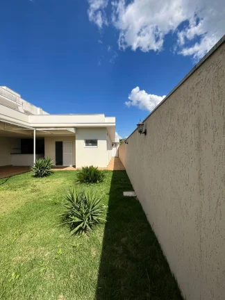 Imagem Casa térrea moderna com 3 suítes no Condomínio Lago da Serra em Araçoiaba da Serra