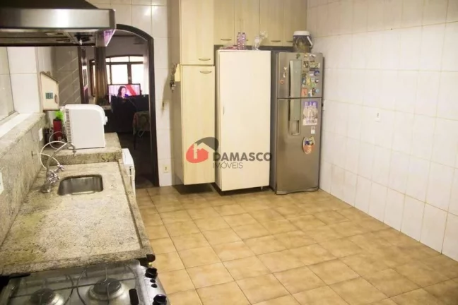 Imagem Sobrado à venda 3 Quartos, 1 Suite, 2 Vagas, 231M², Barcelona, São Caetano do Sul - SP