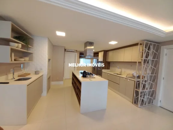 Imagem Apartamento mobiliado á venda com 3 Suítes, 2 vagas de garagem localizado em Balneário Camboriú
