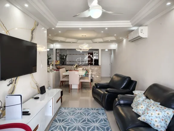 Imagem Apartamento reformado com vista, 50 metros da praia nas Pitangueiras: 3 quartos, 1 suíte, 2 salas, 3 banheiros, 1 vaga, 134m²!