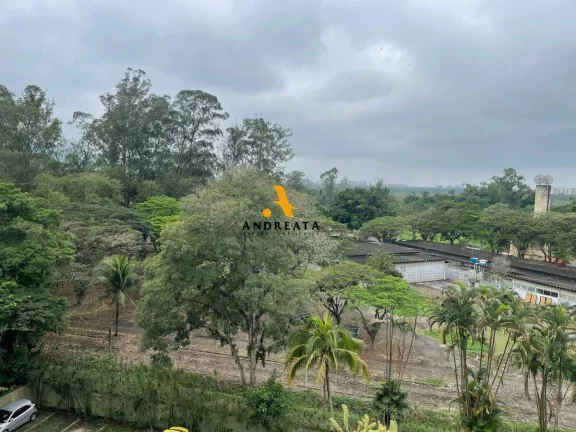 Imagem Apartamento com 3 quartos aluguel por 2.100,00 em Vargem Grande