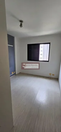 Imagem Exclusivo: Apartamento de 65m² em Santo Amaro. Vendo Apartamento de 65m² em santo Amaro, com 2 Dormitórios com planejados, cozinha com armários, Sacada, 1 vaga de garagem, próximo ao Hotel transamérica eTodos os prontos de comércio de Santo Amaro. Valor d