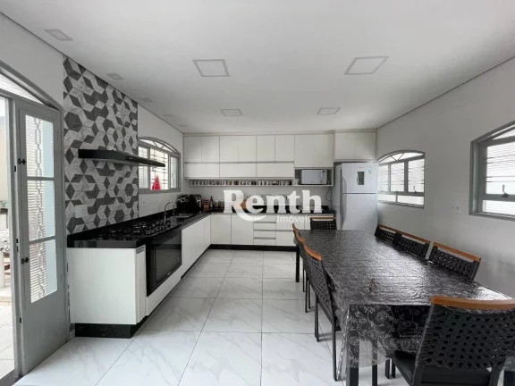 Imagem Casa com 3 dormitórios (2 suítes), por R$ 850.000 - Santana - Rio Claro/SP