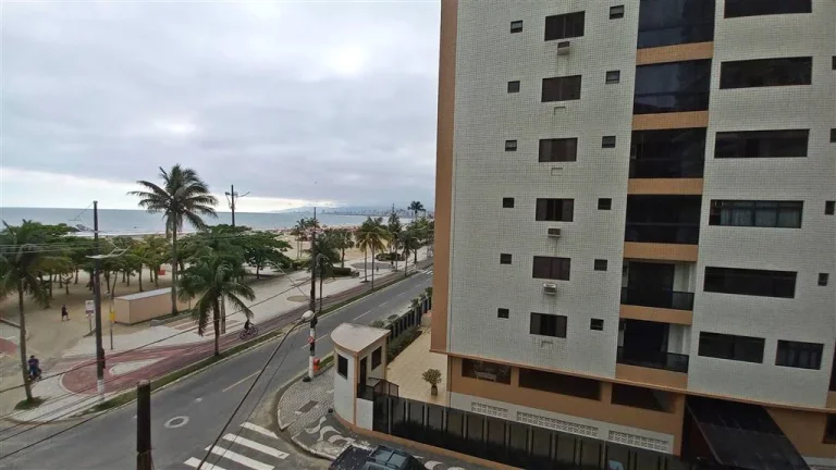Imagem APARTAMENTO COM 48 m² - FORTE - PRAIA GRANDE SP