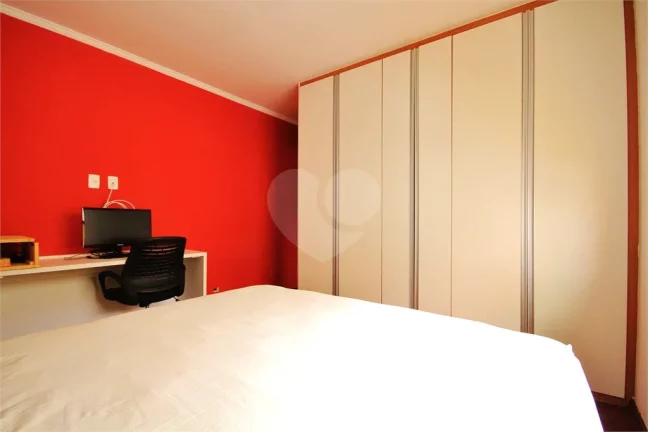 Imagem Sobrado à venda com 3 quartos, sendo 3 suítes, em Butantã, São Paulo - SP