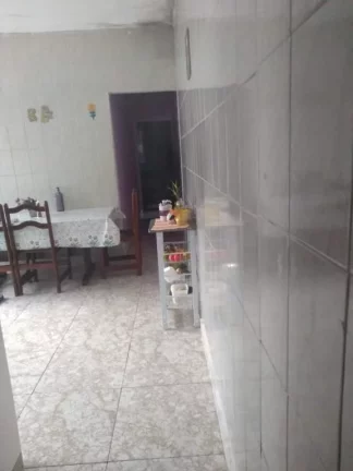 Imagem Casa com 2 dormitórios à venda, 148 m² por R$ 390.000,00 - Vila Figueira - Suzano/SP