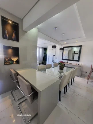 Imagem Suíte com closet
Duas semi suites com toucador
4° quarto reversível
Lavabo
Sala e cozinha em conc...