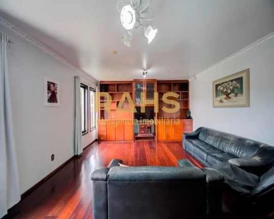 Imagem Casa à venda no Bairro Bom Retiro, Joinville Ótima casa no Bairro Bom Retiro, com excelente locali...