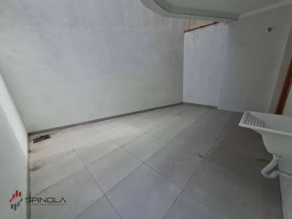 Imagem Sobrado com 2 dormitórios à venda, 70 m² por R$ 540.000,00 - Tude Bastos - Praia Grande/SP