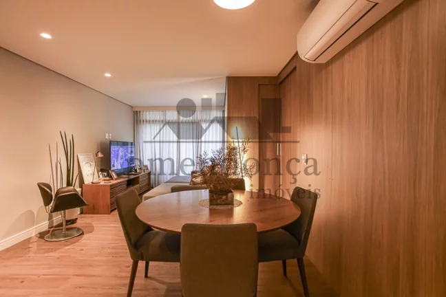 Imagem Apartamento na Pompeia com 87m², 3 quartos( 1 sui­te ) e 2 vagas.