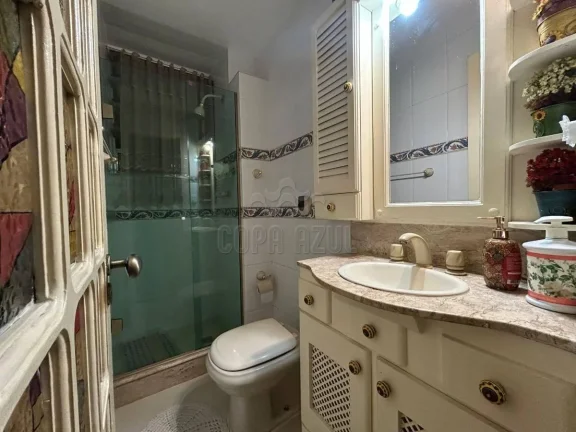 Imagem Copacabana – Rua República do Peru | Residencial › Apartamento 2 quarto(s) à Venda