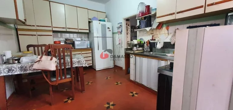 Imagem Casa para venda com 2 Quartos, 2 Vagas, 183m², Cerâmica, São Caetano do Sul - SP