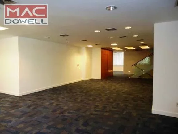 Imagem Conjunto Triplex de escritórios com 574 m² para locação - Centro/RJ