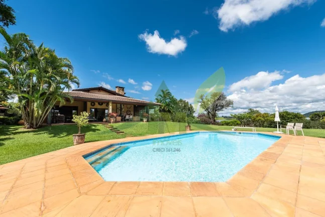 Imagem Propriedade Excepcional em Piracaia: Luxo e Natureza ao Seu Alcance