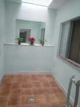 Imagem Casa Terreá 100 m² com 2 Dormitórios, 1 Banheiro e 1 Vaga!