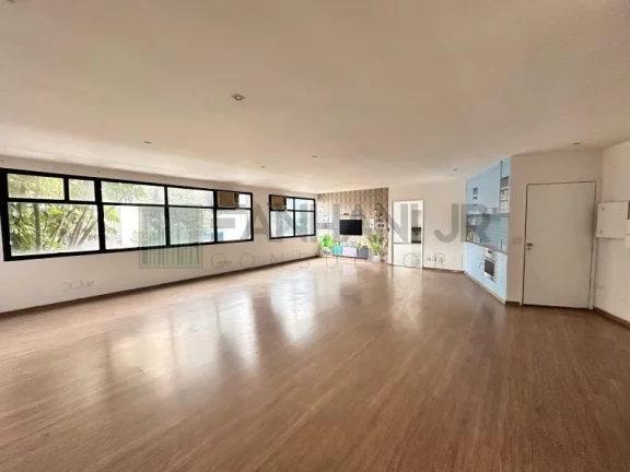 Imagem Aluguel de Sala Comercial de Alto Padrão na Vila Olímpia, São Paulo-SP: 4 Salas, 5 Banheiros, 2 Vagas de Garagem - 150m².