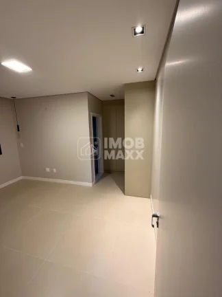 Imagem Casa à Venda em Ponte Alta Norte, Gama-DF, 400m², 3 Suítes