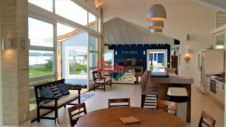 Imagem Casa com 9 dormitórios à venda, 1000 m² por R$ 15.000.000,00 - Marina - Armação dos Búzios/RJ