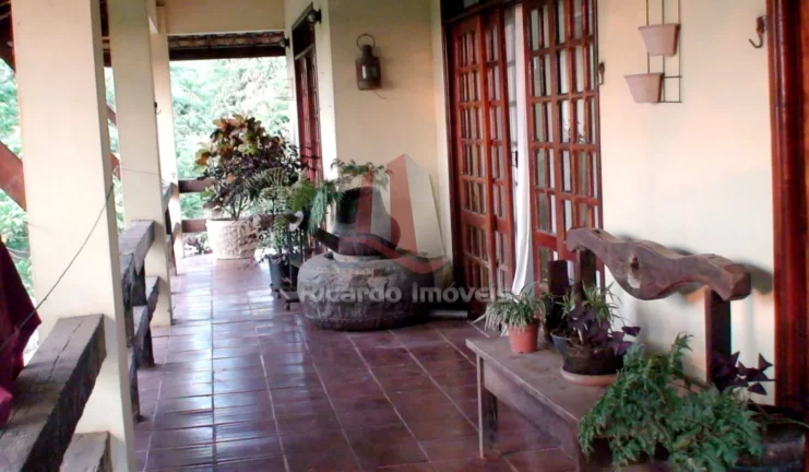 Imagem Casa Independente Linear c/ 3 Qtos.