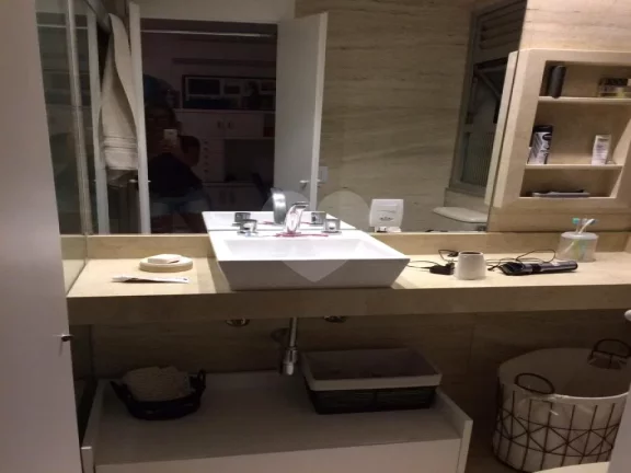 Imagem Apartamento à venda com 4 quartos, sendo 2 suítes, no condomínio Quinta de Bragança, São Paulo - SP
