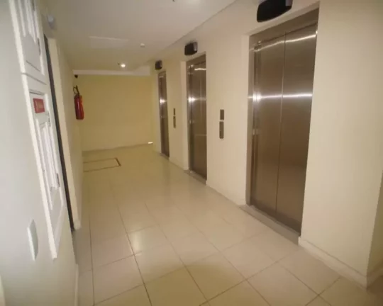 Imagem Rua Soares Caldeira - Madureira - Vendo sala de 22m² - Centro Empresarial Madureira - Aluguel R$500,00