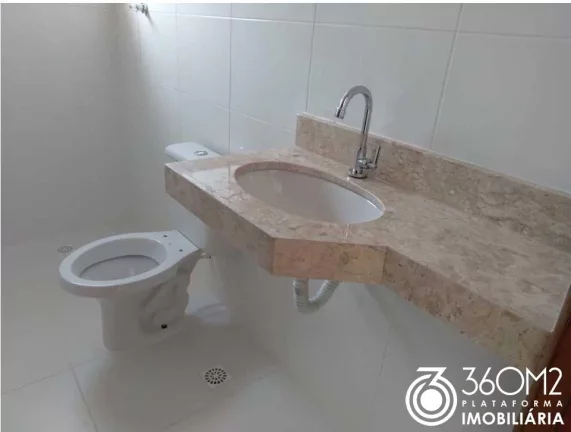 Imagem Sobrado para Venda em Itanhaém / SP no bairro Tupy