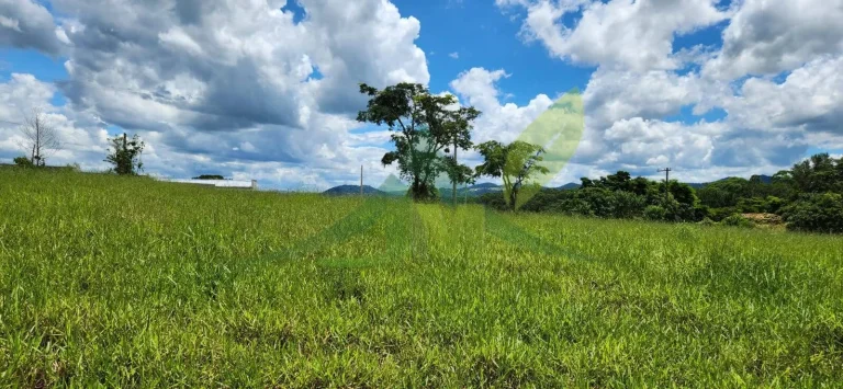 Imagem Lindo Terreno com uma incrível Vista da Represa de Piracaia