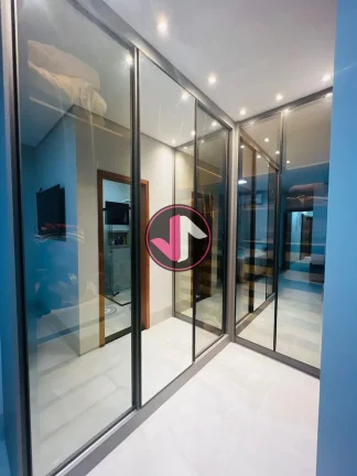 Imagem Casa Térrea com Acabamento de Classe A: Localizada no Condomínio Primor das Torres. Casa térrea c...