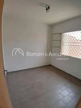 Imagem Ótima oportunidade para ponto comercial ou residencial! Localizada em frente à Lagoa Taquaral, é ...