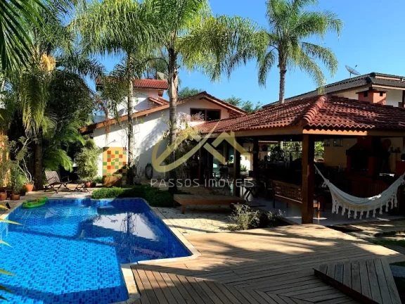 Imagem LINDA CASA EM CONDOMINIO FECHADO, MUITAS VEGETAÇÕES E UM ESPAÇO ENCANTADO