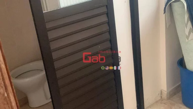 Imagem Apartamento com 3 dormitórios à venda, 100 m² por R$ 750.000,00 - Centro - Cabo Frio/RJ