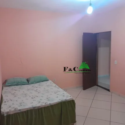 Imagem Casa para Venda em Limeira, Parque Pompeu, 3 dormitórios, 2 banheiros, 3 vagas