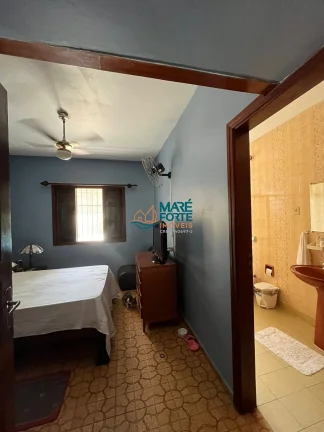 Imagem CASA COM 600 M² DE TERRENO E A 180 METROS DA PRAIA GRANDE!