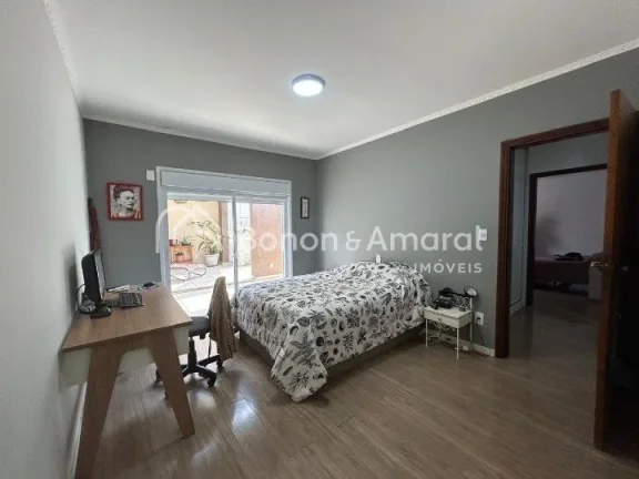 Imagem Casa térrea à venda no Jardim Santa Genebra, na melhor localização do bairro. O imóvel possui t...