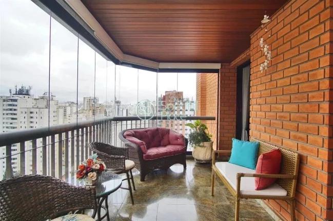 Imagem Apartamento ensolarado, prédio recuado, com linda vista, 200 metros, 4 dormitórios, 4 suítes, 4 v...