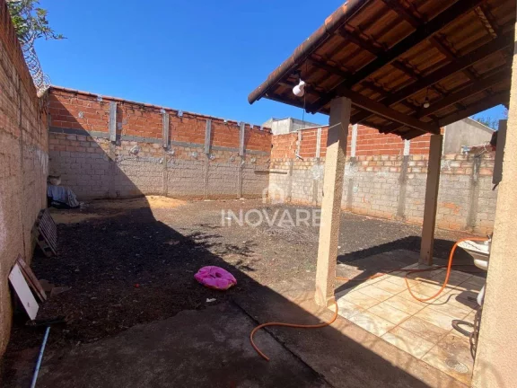 Imagem Casa com 2 dormitórios à venda, 68 m² por R$ 260.000,00 - Portal Dos Ipes - Itumbiara/GO