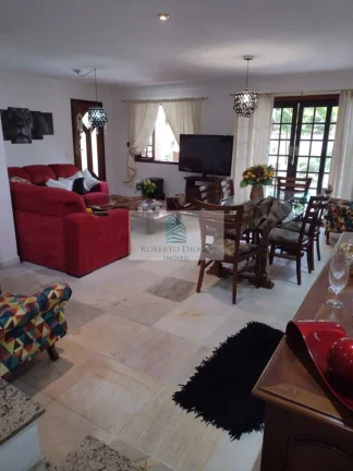 Imagem Casa em condomínio à venda no Rio de Janeiro-RJ, bairro Taquara: 3 quartos, 1 suíte, 2 salas, 2 banheiros, 1 vaga, 200m².