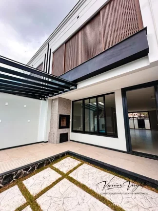 Imagem Casa / Sobrado para Venda em Camboriú / SC no bairro São Francisco de Assis